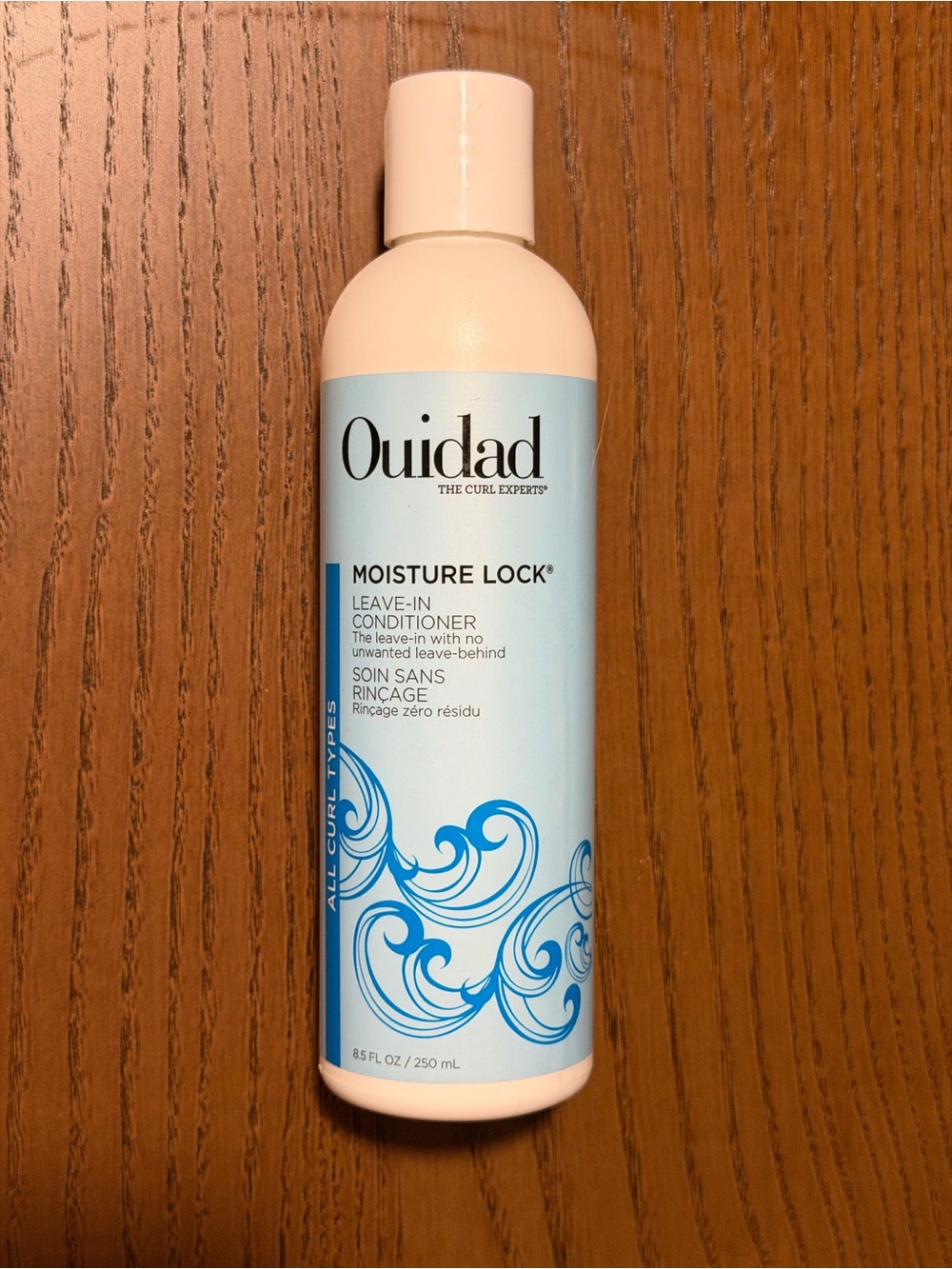 Moisture Lock Leave-In Conditioner - Light Blue